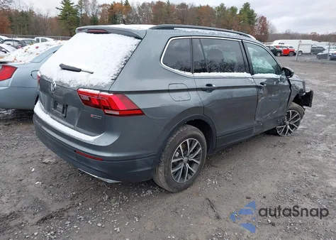 2019 Volkswagen Tiguan 2.0T Se/2.0T Sel/2.0T Sel R-Line/2.0T Sel R-Line Black z USA, uszkodzony, nr VIN 3VV2B7AX7KM005110